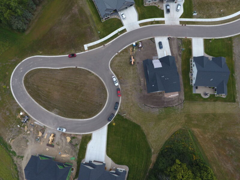 Building a Custom Home Vs. buying in Siesta Hills Mankato MN