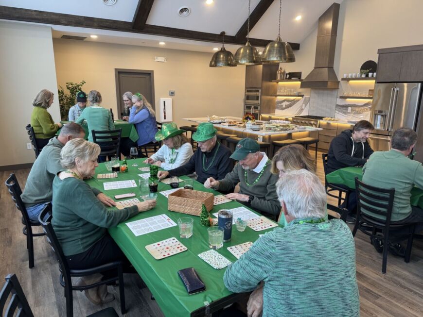 St. Patrick&rsquo;s Day bingo night at Siesta Hills clubhouse in Mankato Minnesota with residents enjoying holiday gathering